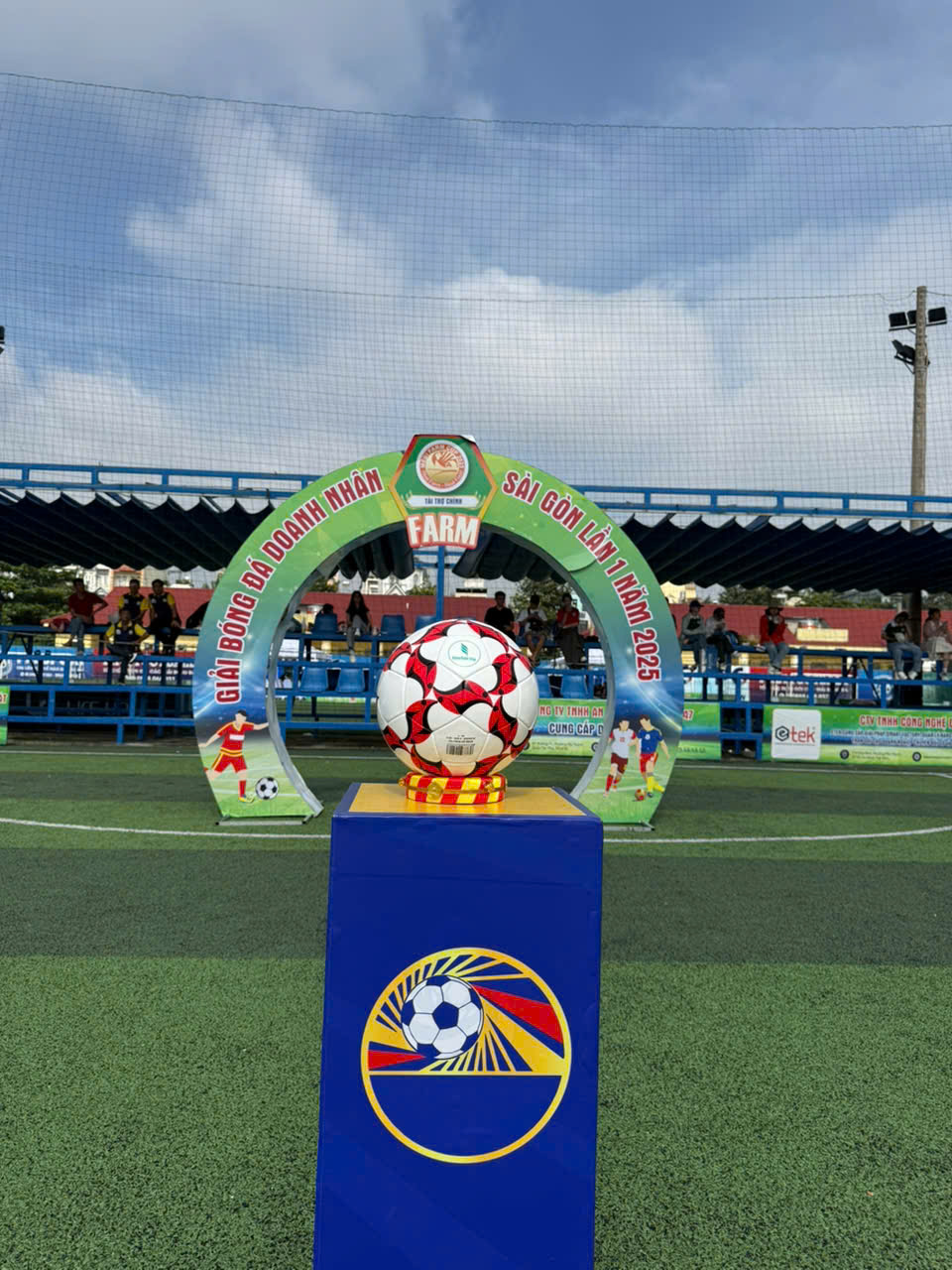 Geru Sport tài trợ bóng V-league cho Giải Doanh nhân Sài Gòn 2025