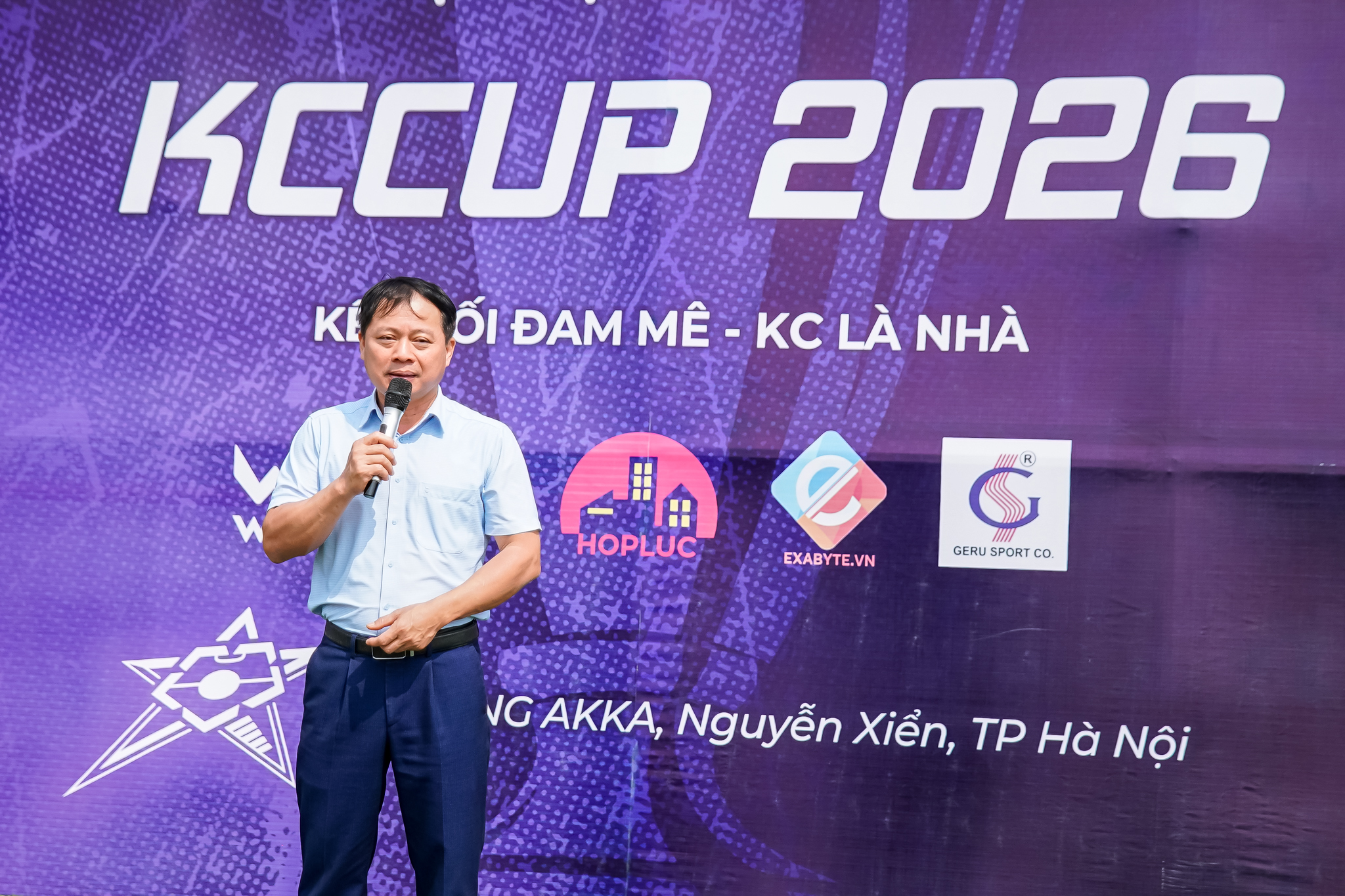 Giải bóng đá cựu học sinh THPT chuyên đại học Vinh 2026