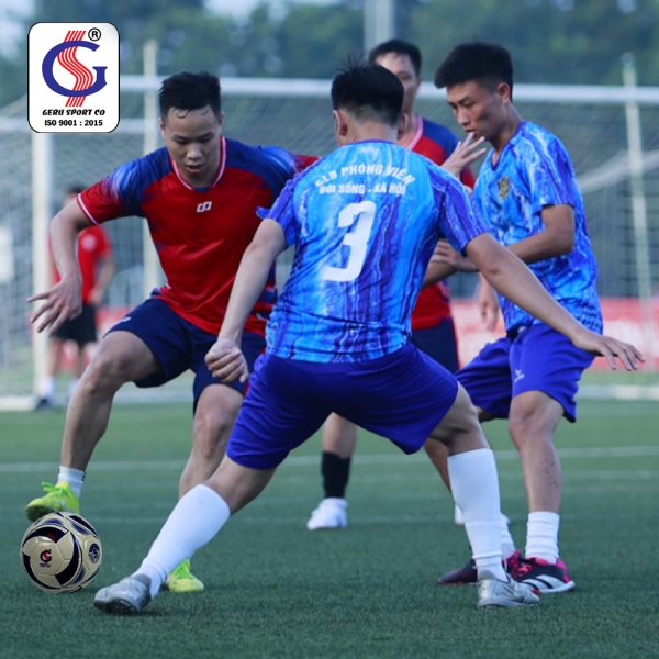 Bóng đá Geru dùng cho trường học và CLB phong trào